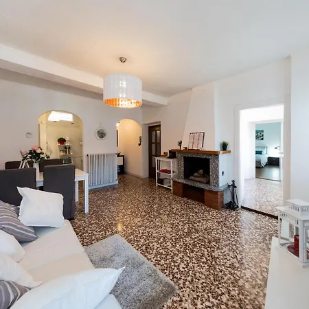 Family Nest Overlooking - By Rent