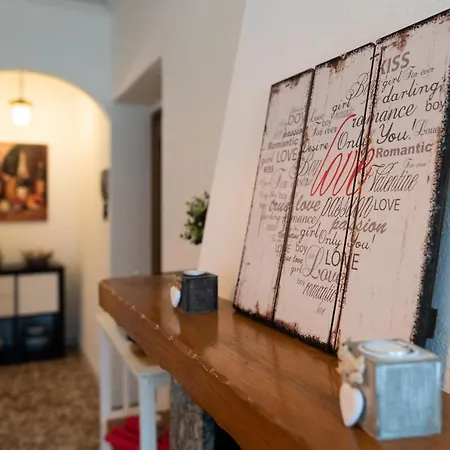 Family Nest Overlooking - By Rent Apartment Argegno