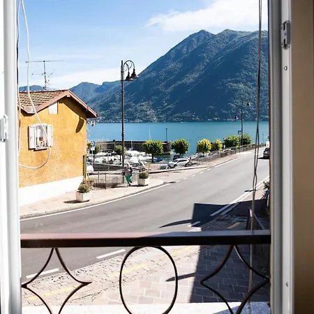 Family Nest Overlooking - By Rent Apartment Argegno