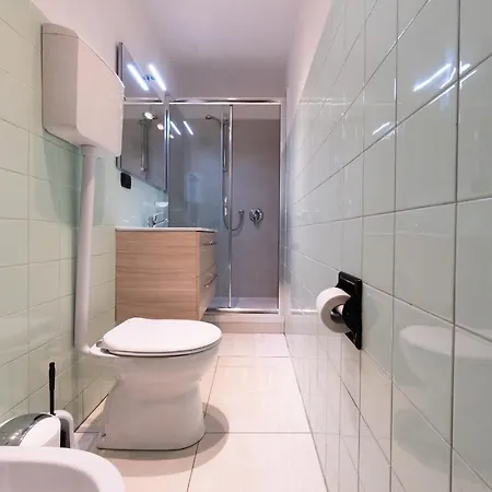 Family Nest Overlooking - By Rent * Argegno